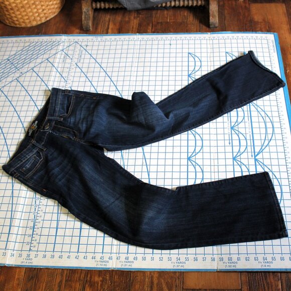 Lucky Brand Sweet N Low Bootcut Jeans Size 4/27R, EUC - Picture 1 of 9